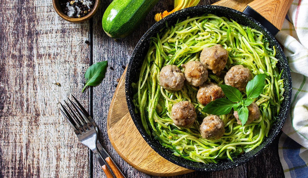 Turkey Meatballs with Zoodles